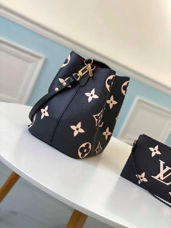 Louis Vuitton NeoNoe MM Bag