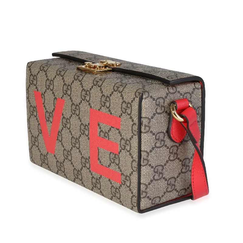 Women Gucci bags with a front - zip pocket for small itemsGucci GG Supreme Valentine's Day Mini Box Bag