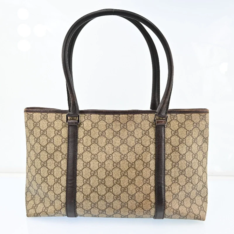 Women Gucci Sylvie bags with a monogram - embossed leatherGucci Gg Supreme Tote Bag Pvc