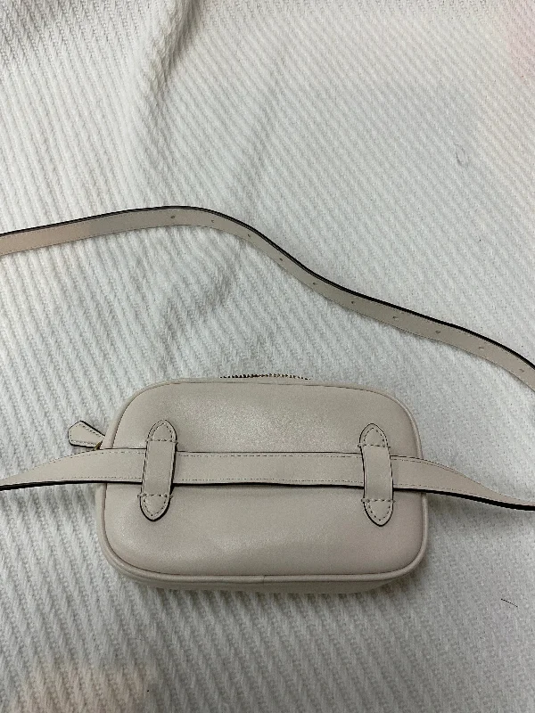 Belt Bag By Coach  Size: Small