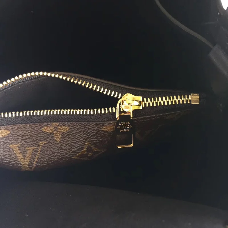 Louis Vuitton NeoNoe MM Bag