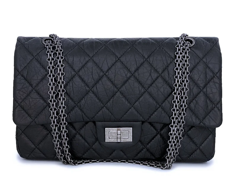 Pristine Chanel Black Aged Calfskin 2.55 Reissue 227 Double Flap Bag RHW