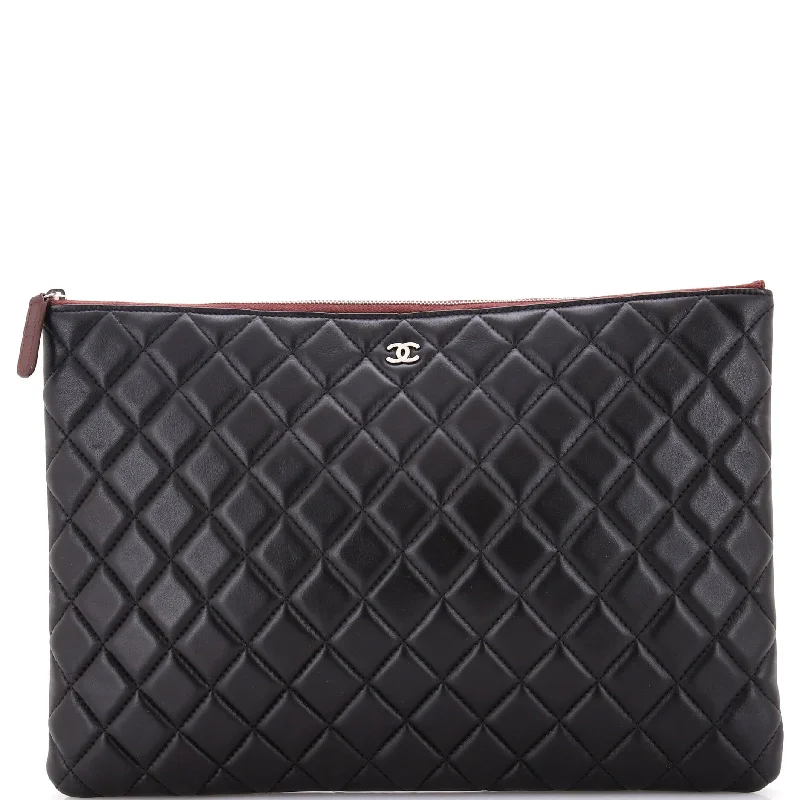 O Case Clutch Quilted Lambskin Large